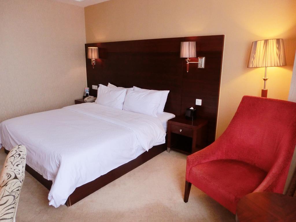 Ramada Shanghai Wujiaochang Room photo